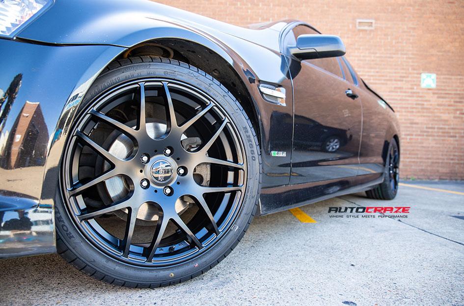 HOLDEN-COMMODORE-M-SPEC-MATTE-BLACK